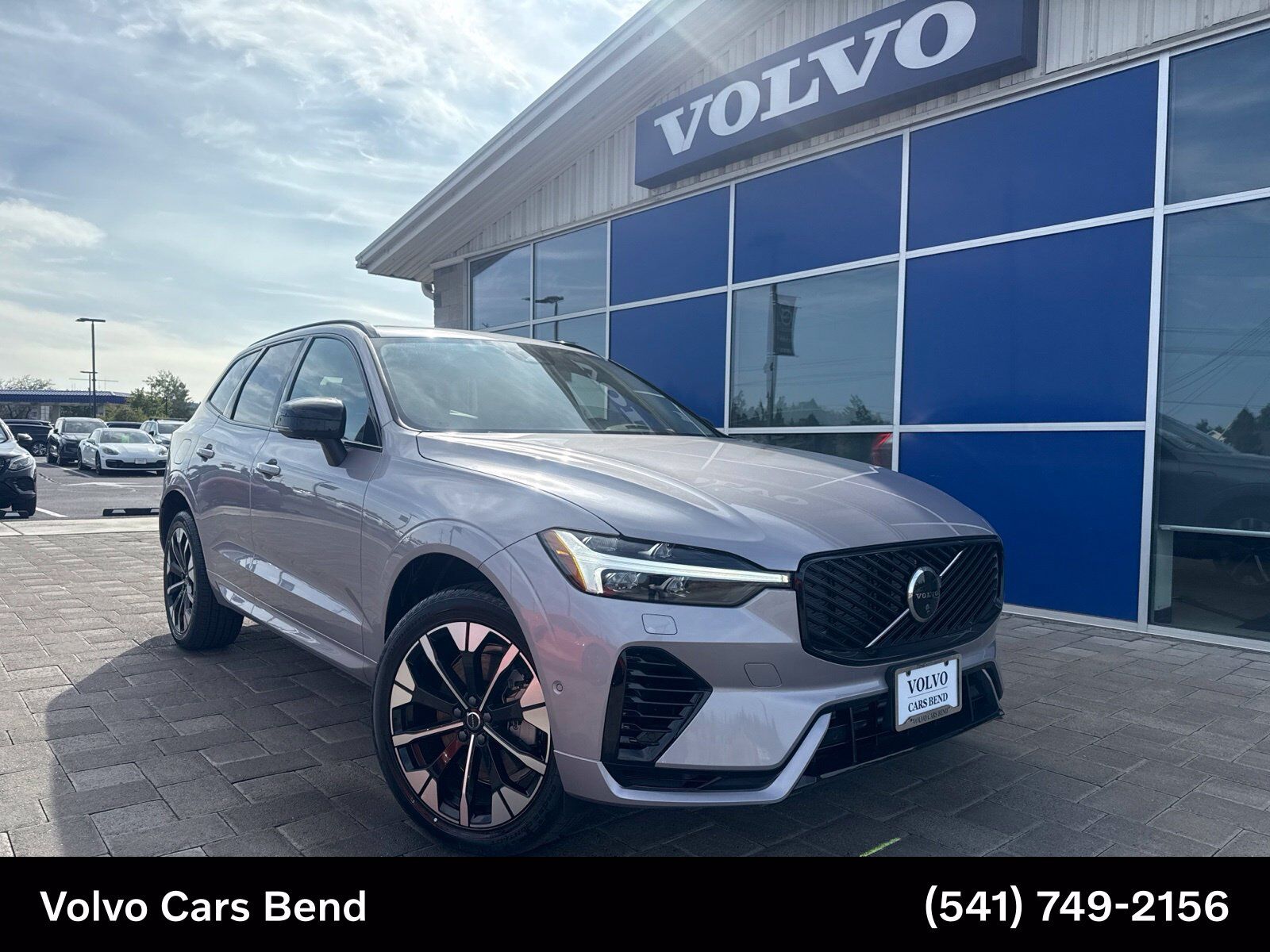 2026 VOLVO XC40