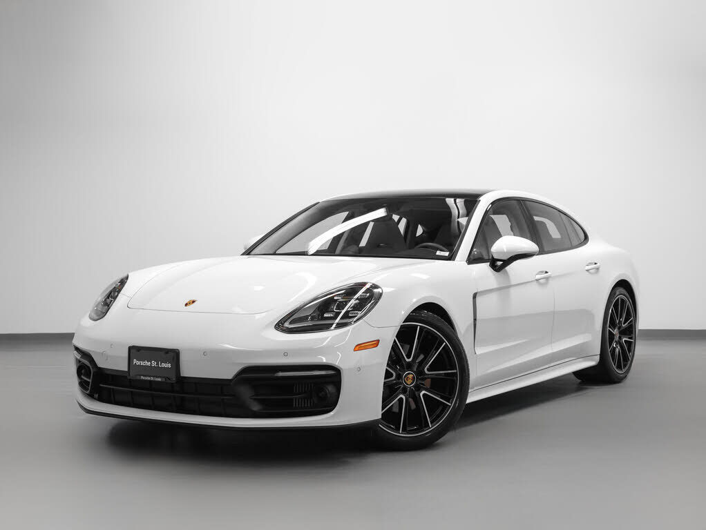 2023 PORSCHE Panamera