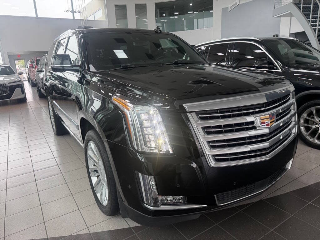 2020 CADILLAC Escalade