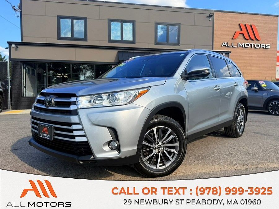 2019 TOYOTA Highlander