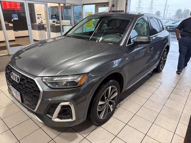 2022 AUDI Q5