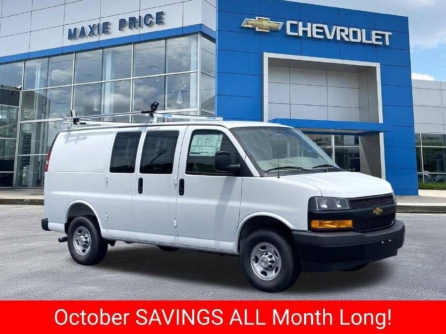 2026 CHEVROLET Express