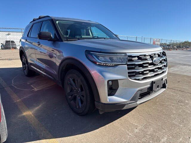 2025 FORD Explorer