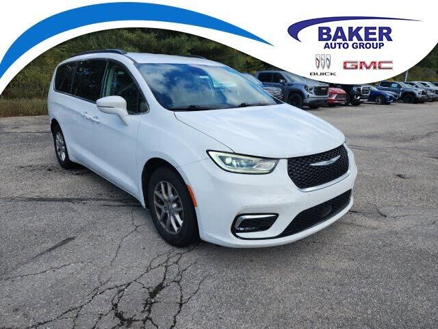 2022 CHRYSLER Pacifica