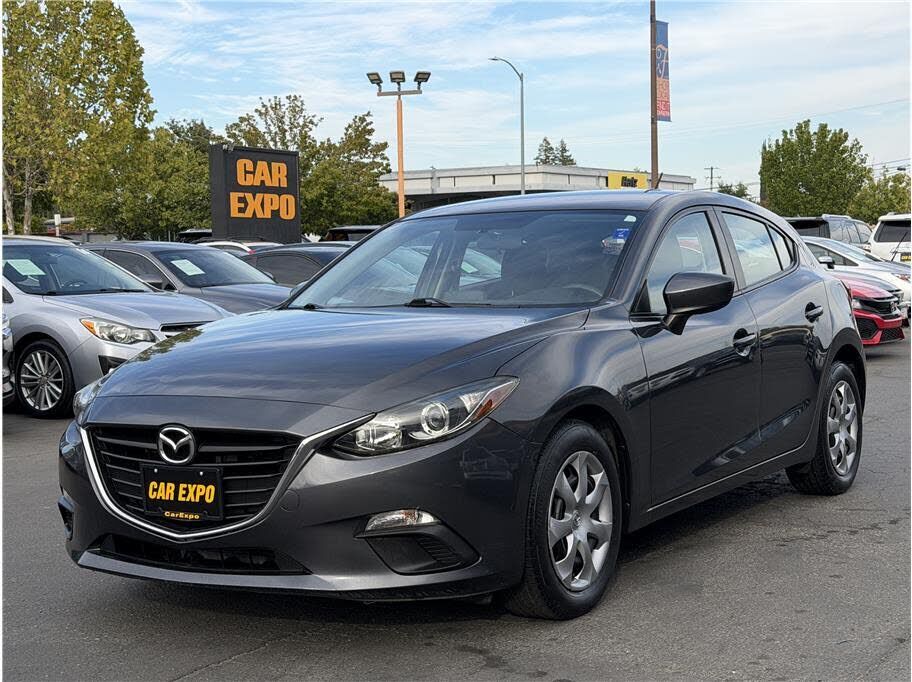 2015 MAZDA Mazda3