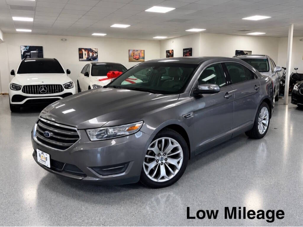 2014 FORD Taurus