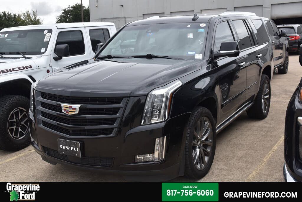 2019 CADILLAC Escalade