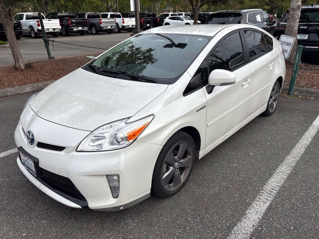 2015 TOYOTA PRIUS
