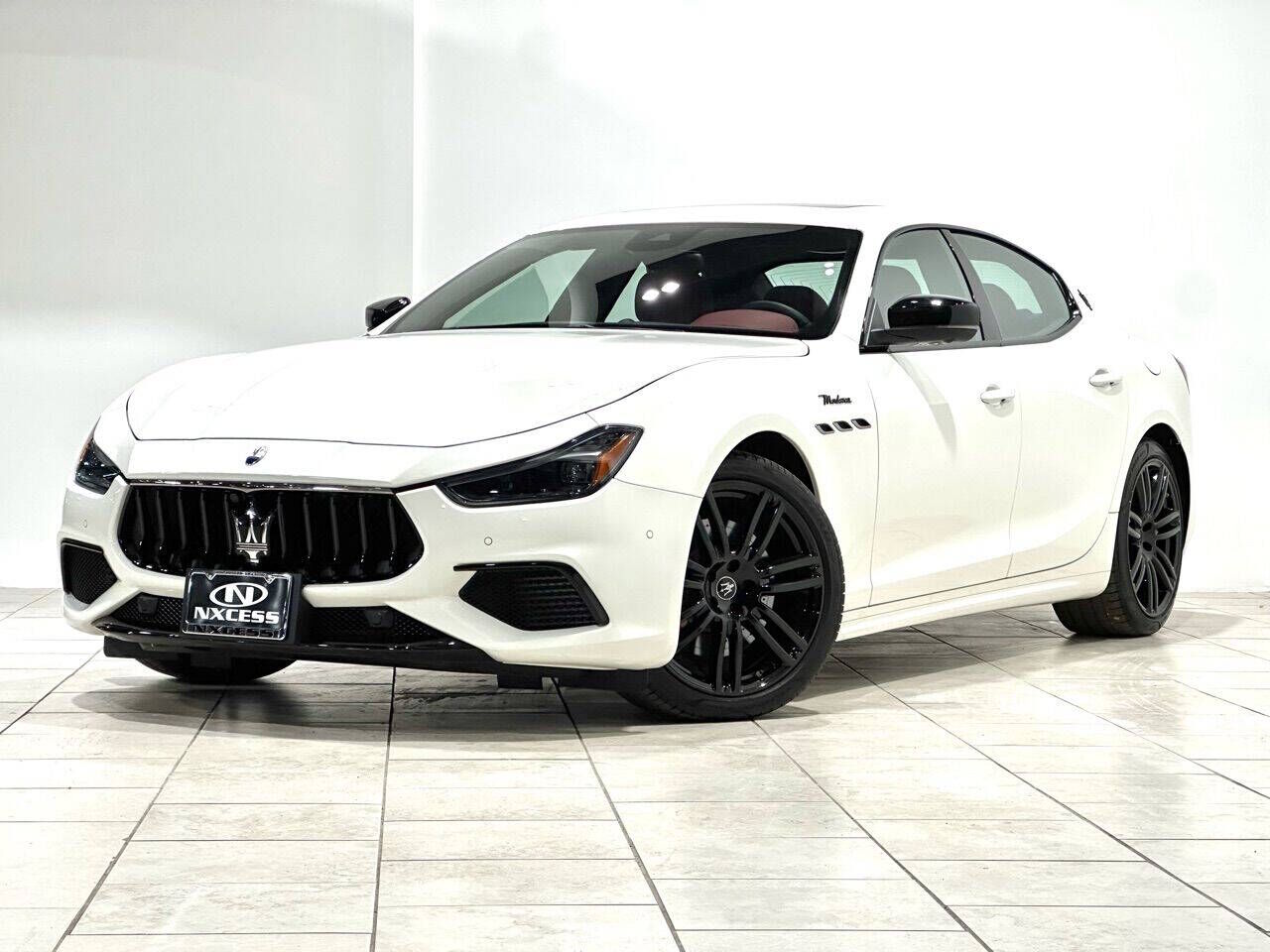 2023 MASERATI Ghibli