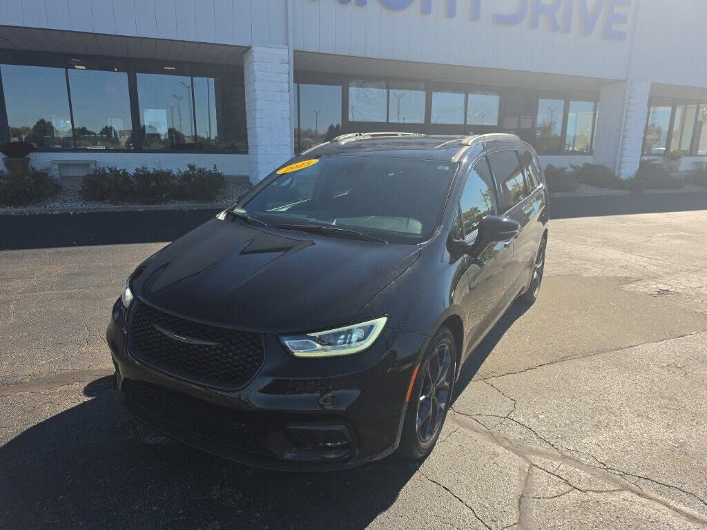 2025 CHRYSLER Pacifica