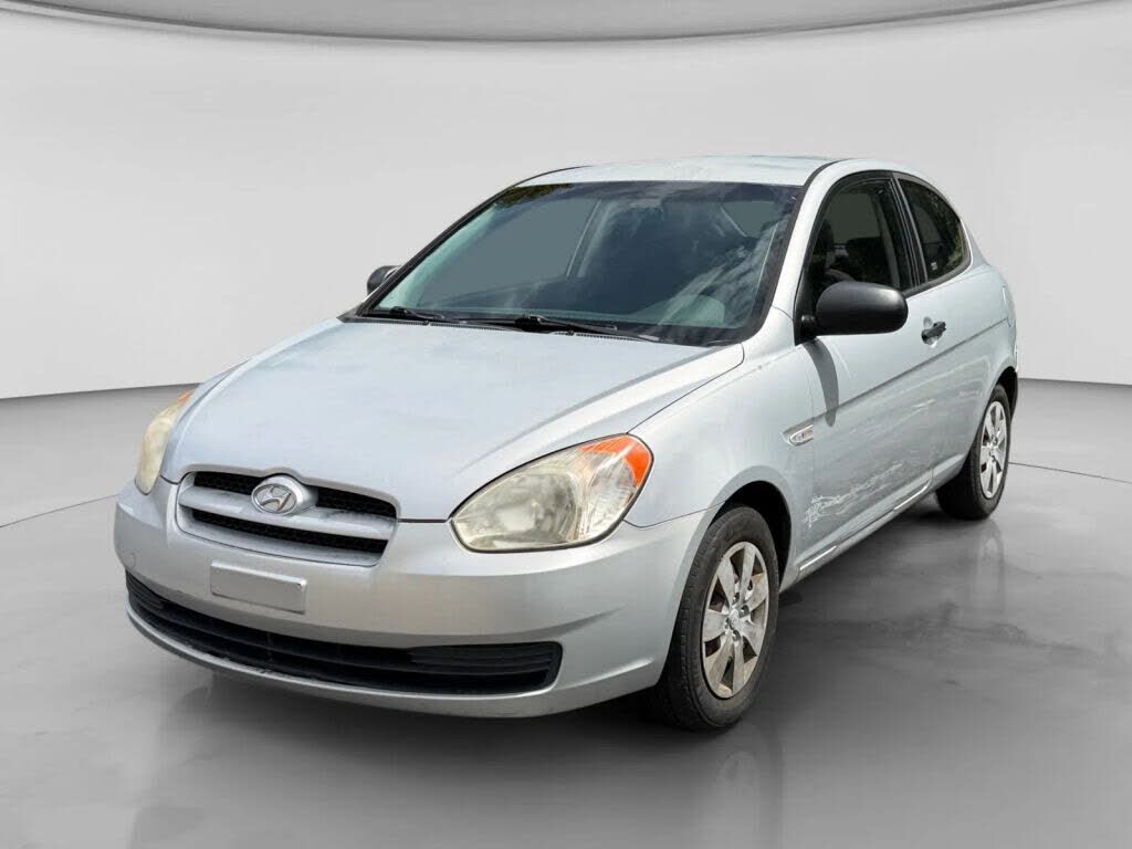 2010 HYUNDAI Accent