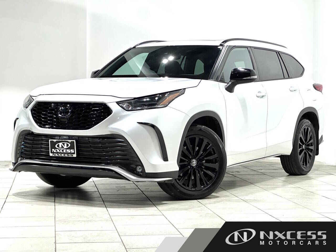 2023 TOYOTA Highlander