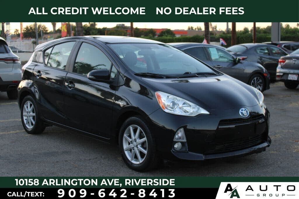 2014 TOYOTA Prius