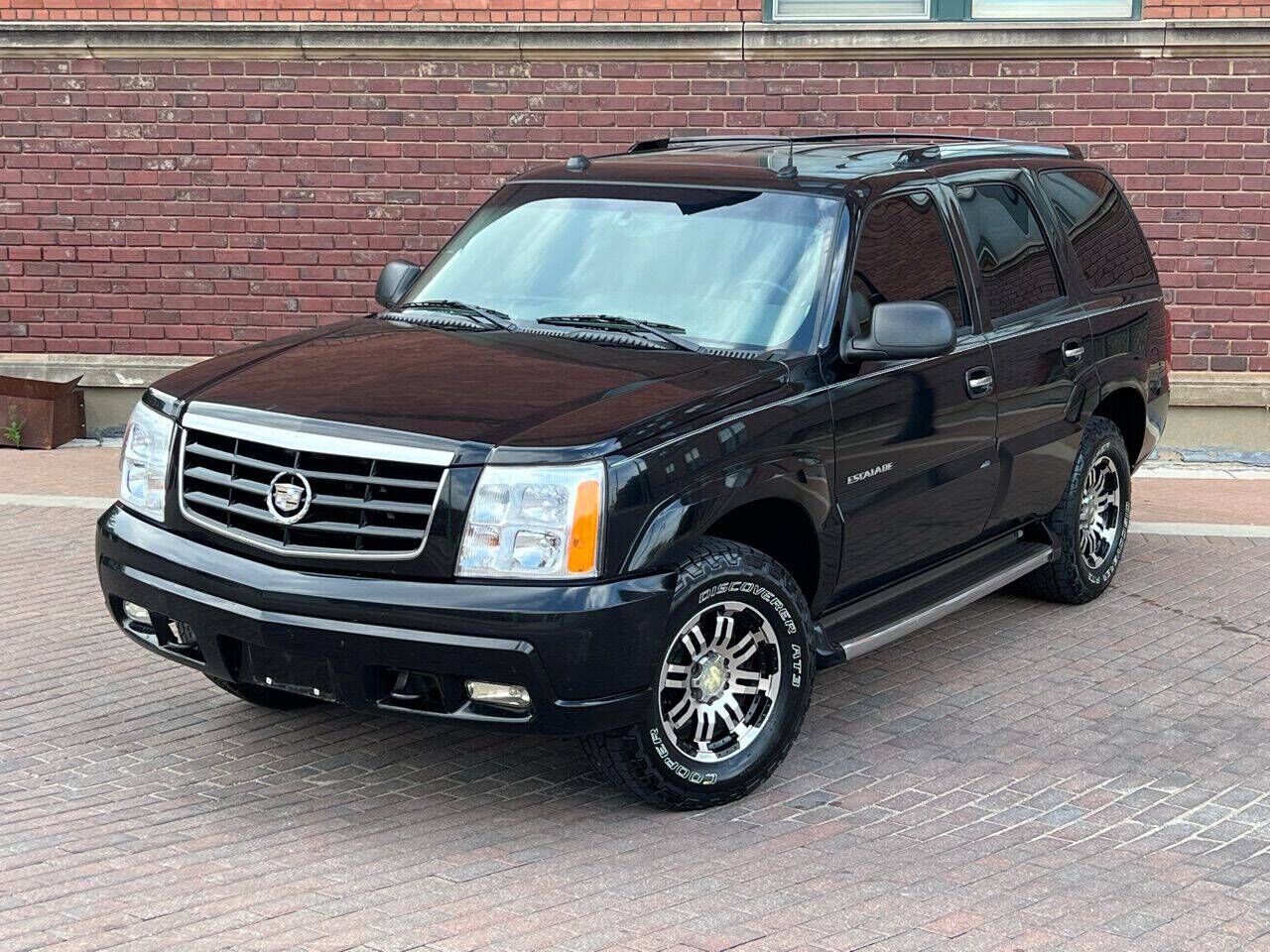 2004 CADILLAC Escalade