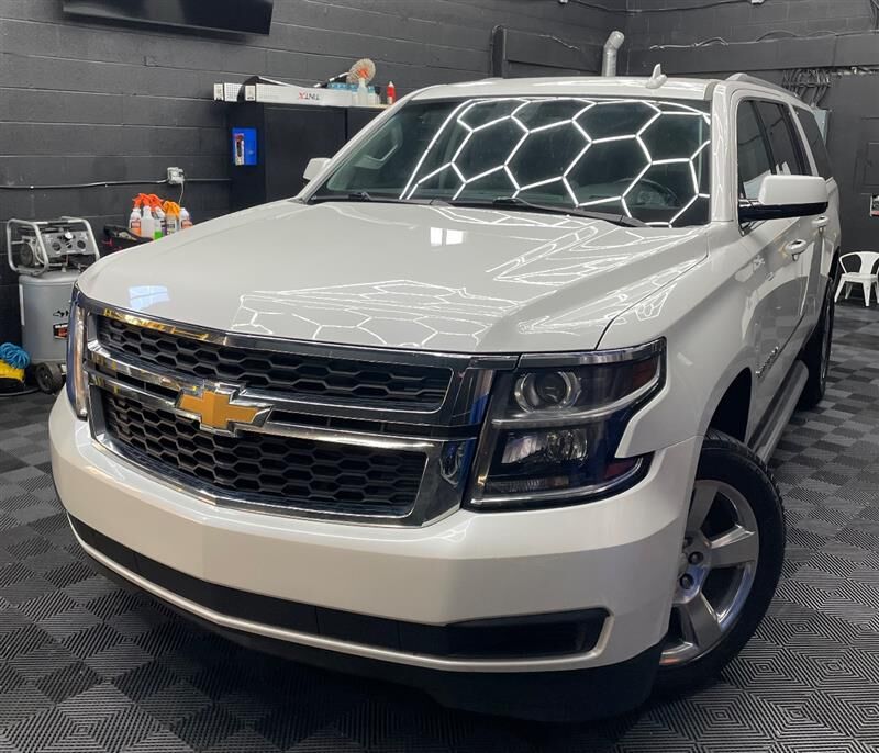 2017 CHEVROLET Suburban