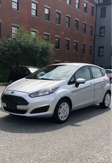 2014 FORD Fiesta