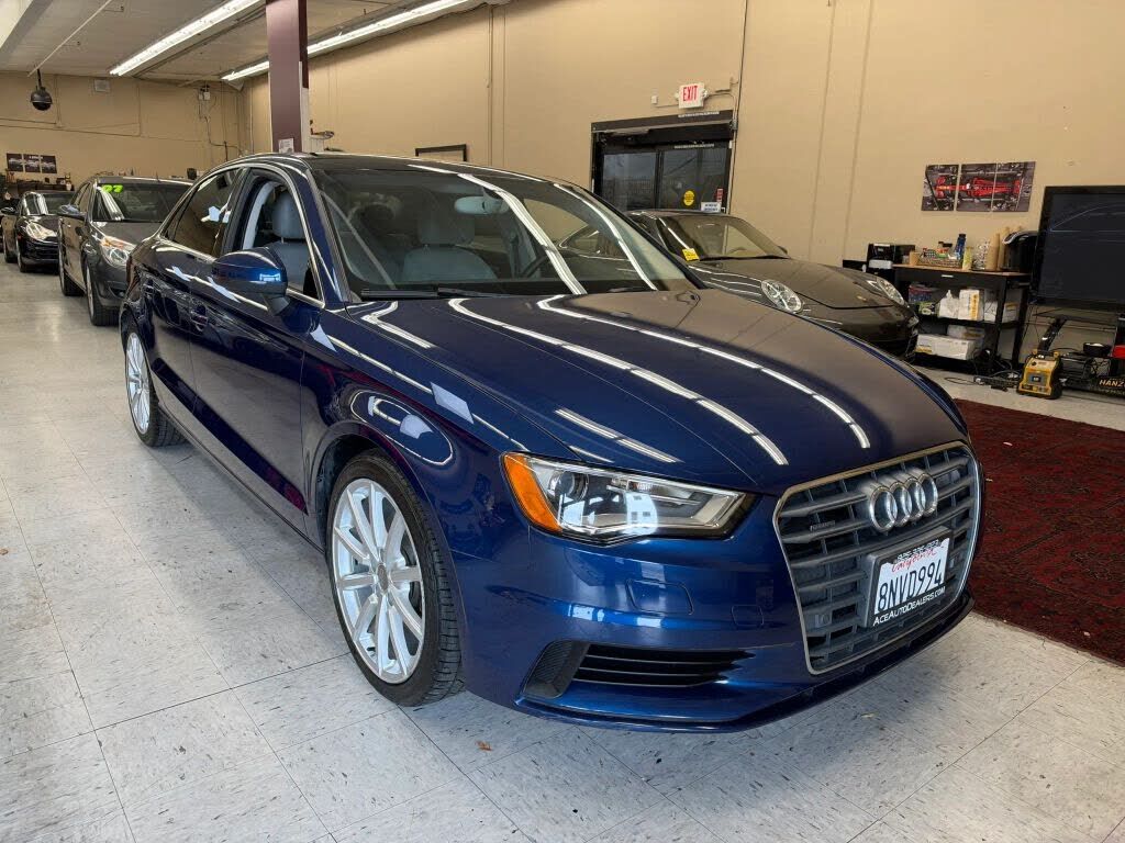 2015 AUDI A3