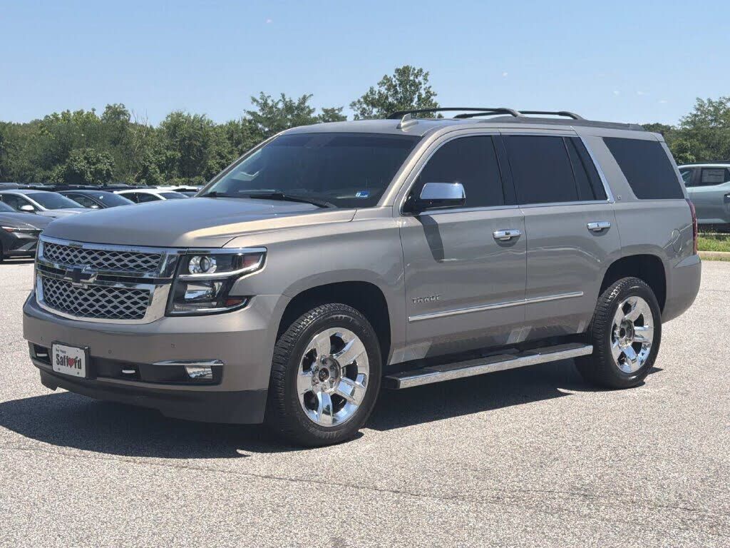 2017 CHEVROLET Tahoe