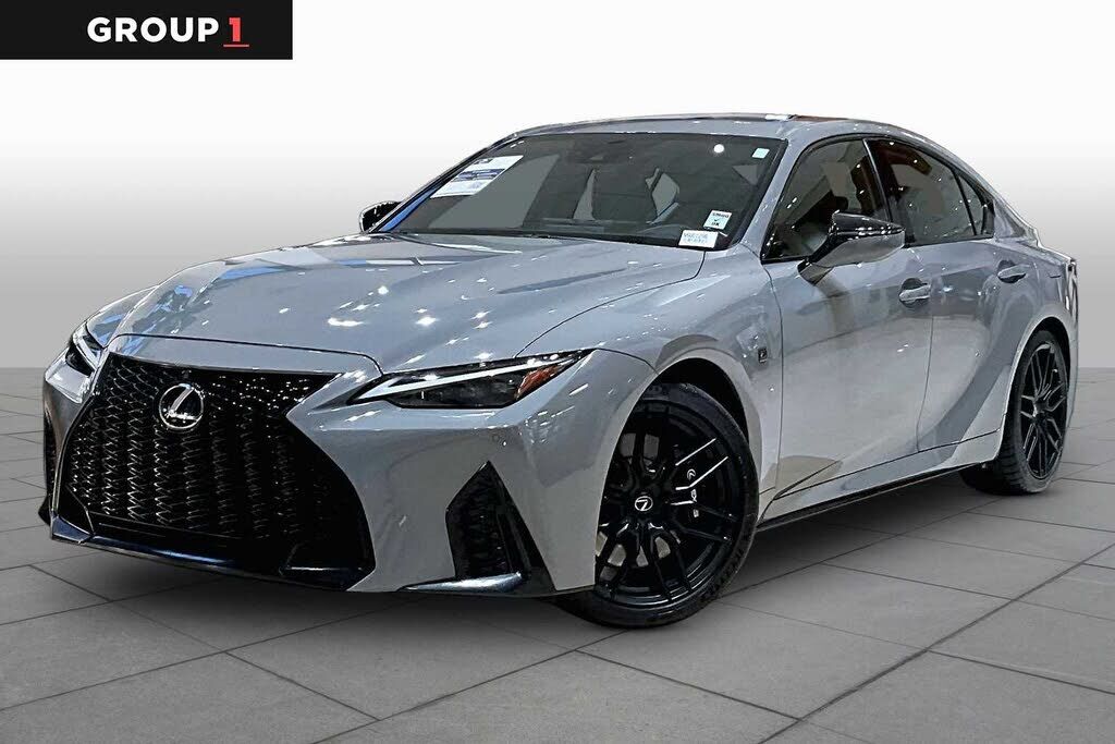 2022 LEXUS IS