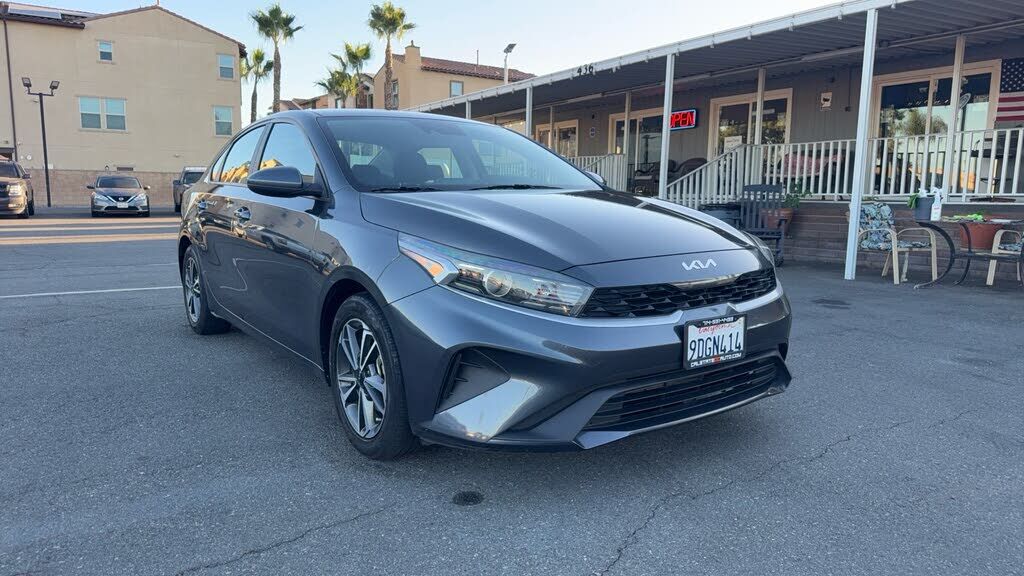 2023 KIA Forte