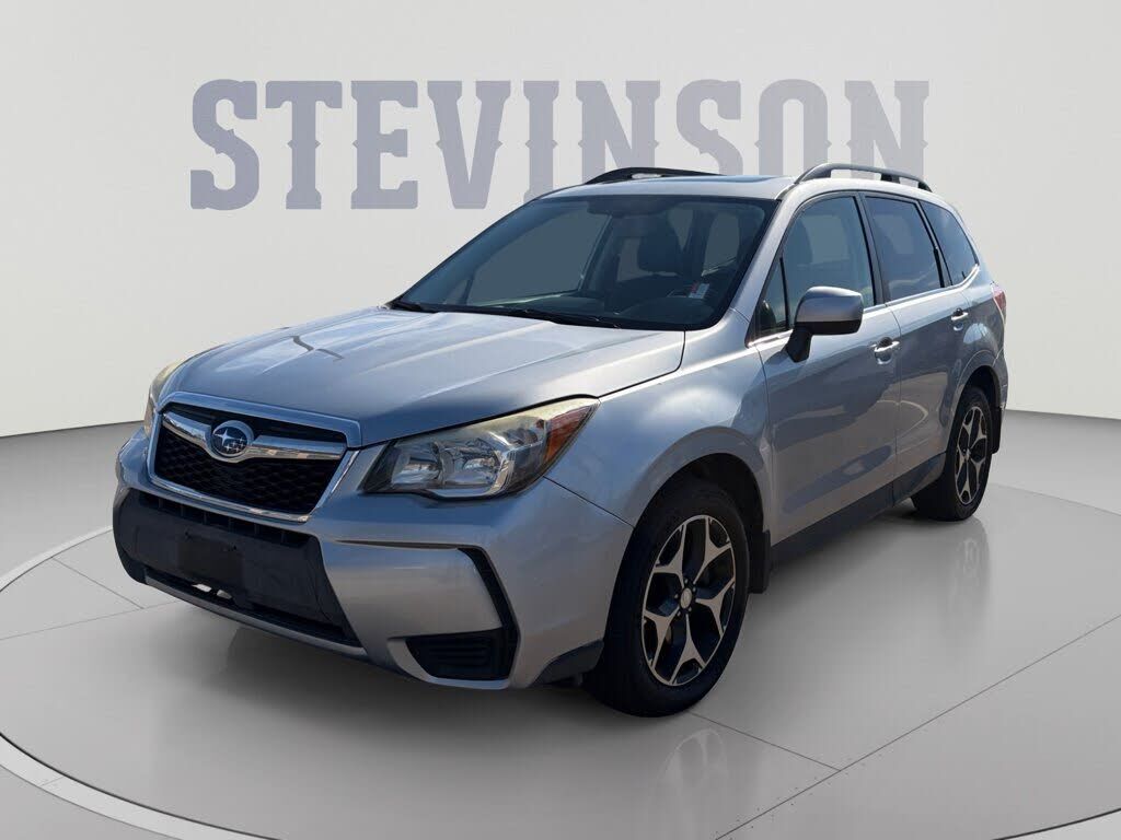 2015 SUBARU Forester