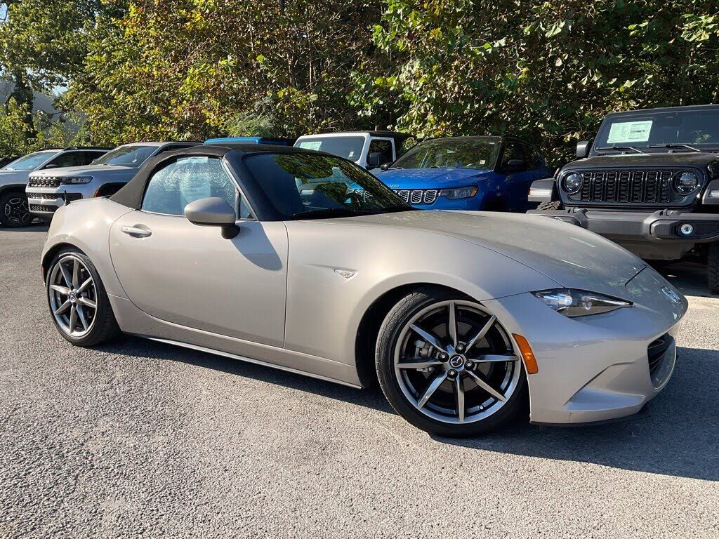 2023 MAZDA MX-5