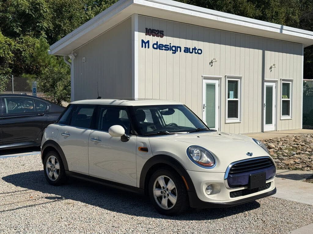 2016 MINI Cooper