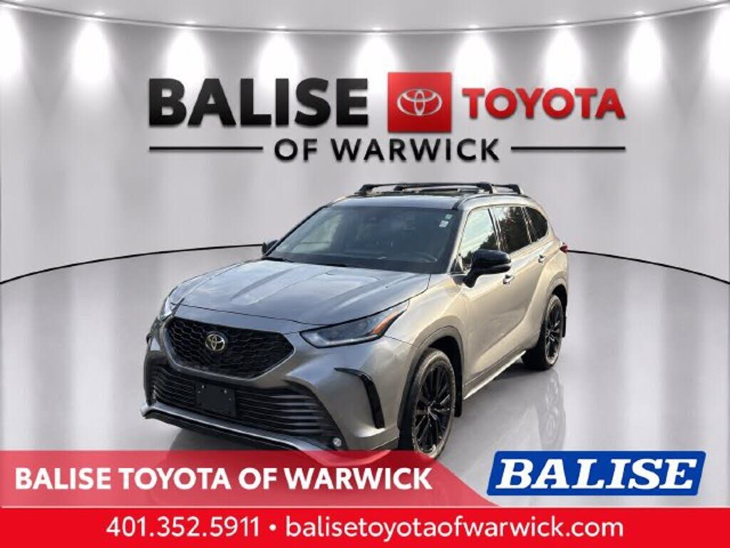2026 TOYOTA Highlander