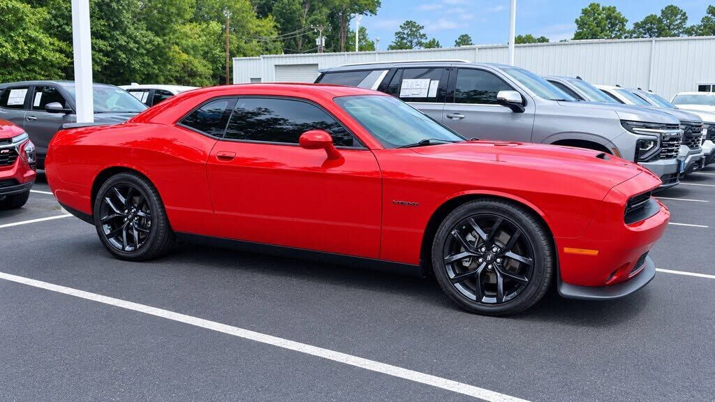 2022 DODGE Challenger