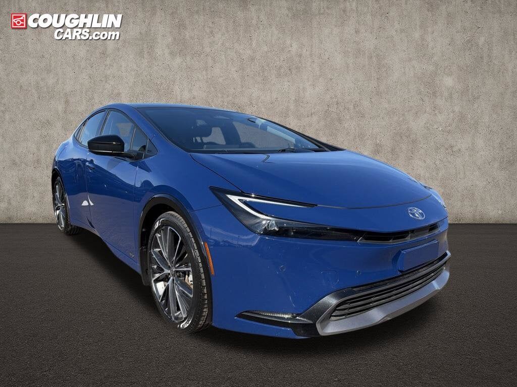 2024 TOYOTA PRIUS