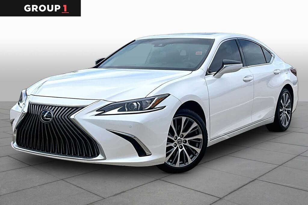 2020 LEXUS ES