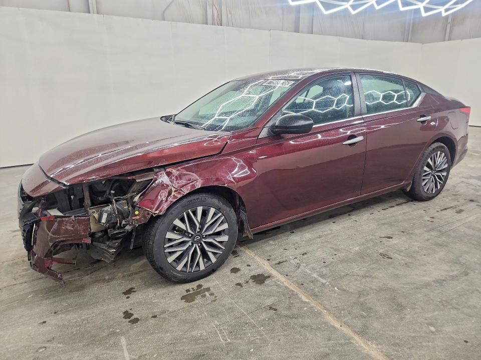2025 NISSAN Altima