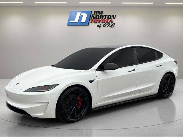 2024 TESLA Model 3