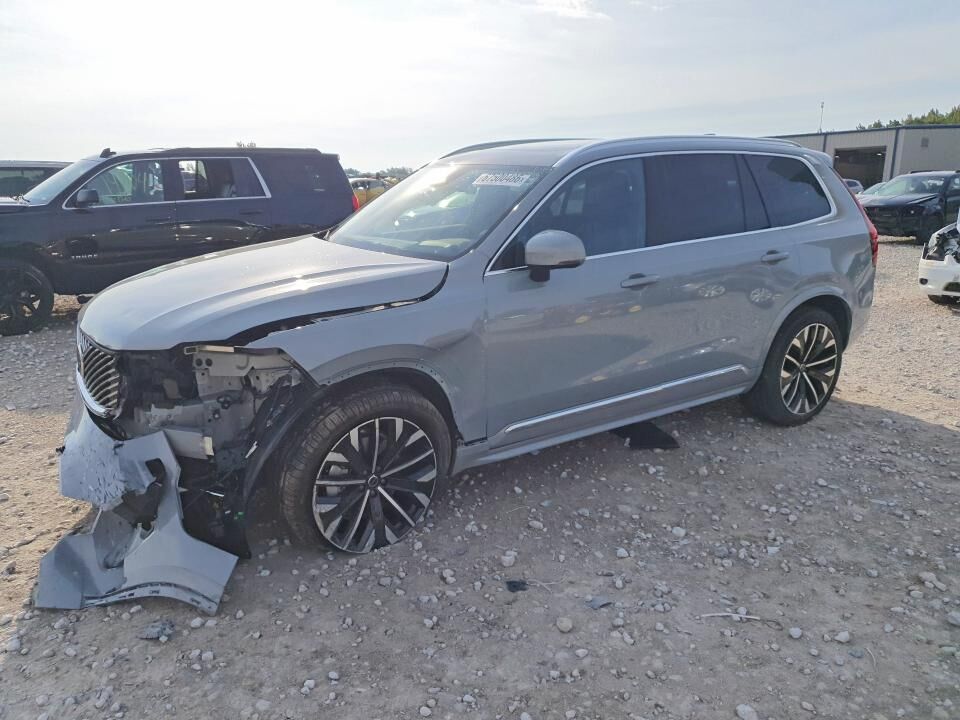 2026 VOLVO XC90