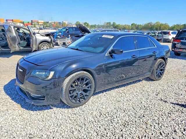 2018 CHRYSLER 300
