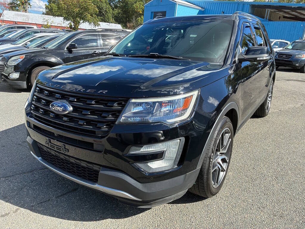 2017 FORD Explorer
