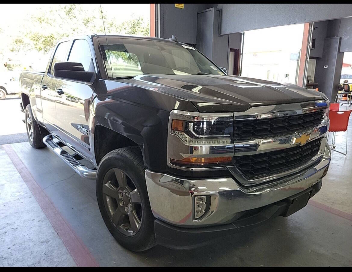 2018 CHEVROLET Silverado