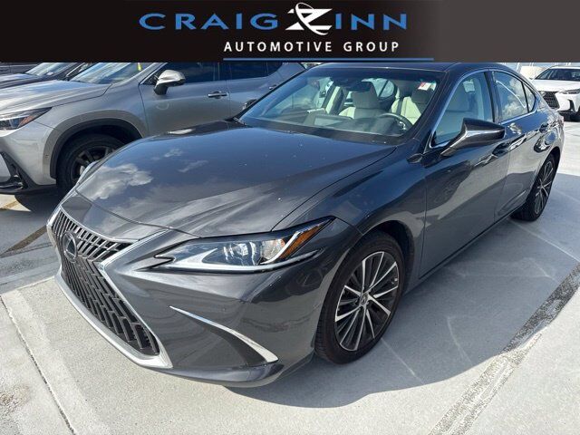 2025 LEXUS ES