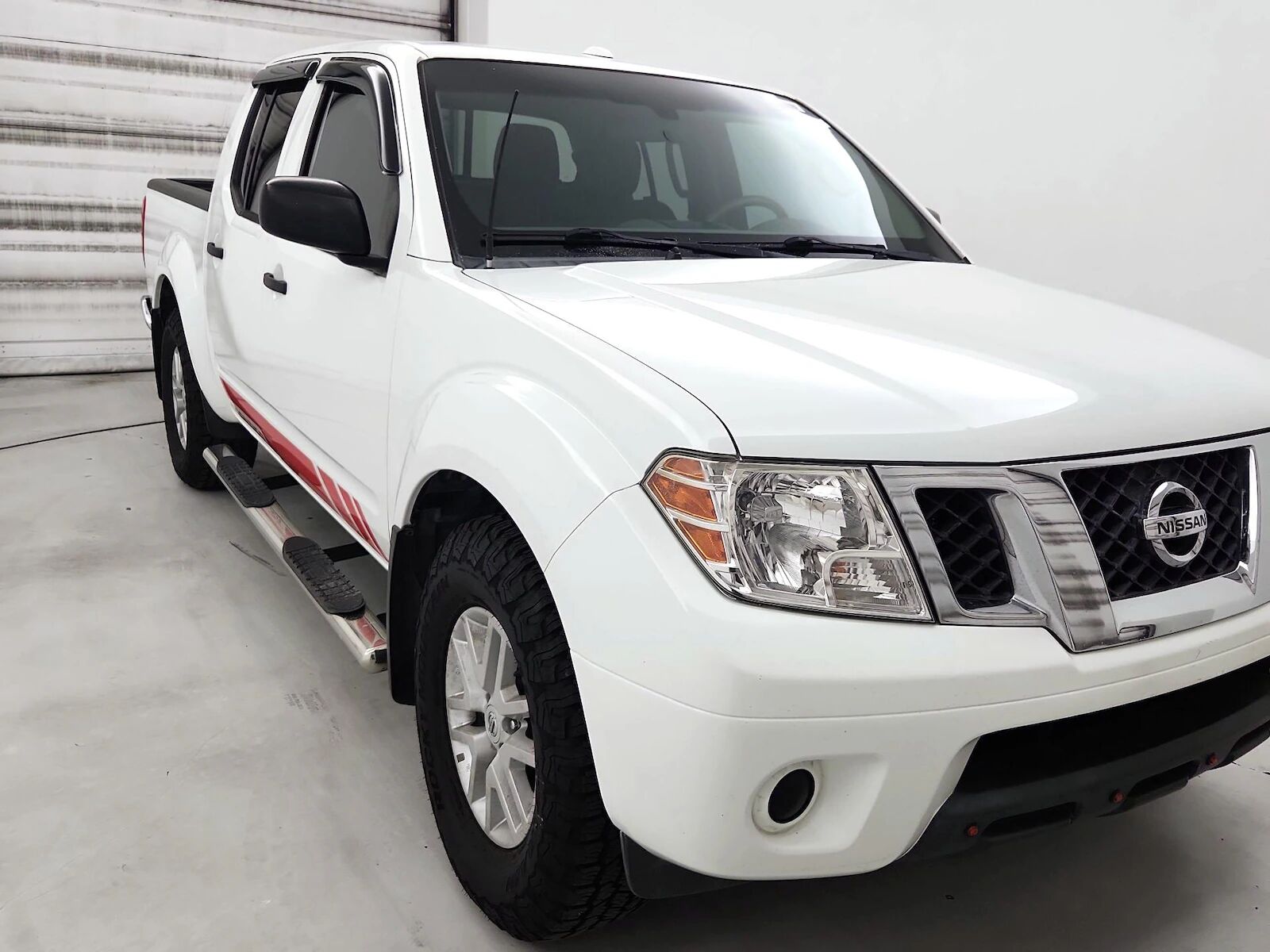 2016 NISSAN Frontier