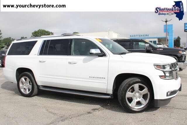2016 CHEVROLET Suburban