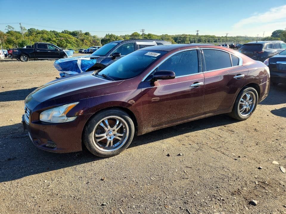 2014 NISSAN Maxima