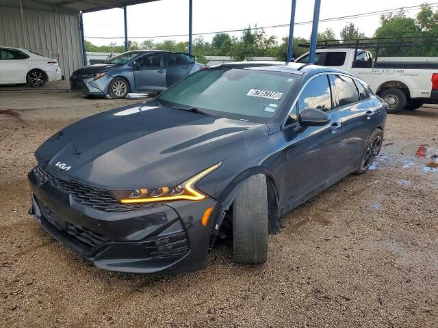 2022 KIA K5