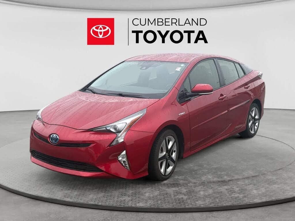 2016 TOYOTA PRIUS