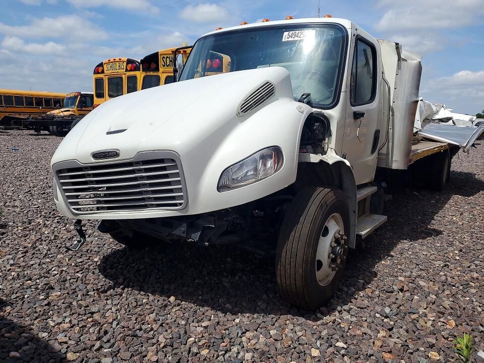 2023 FREIGHTLINER M2