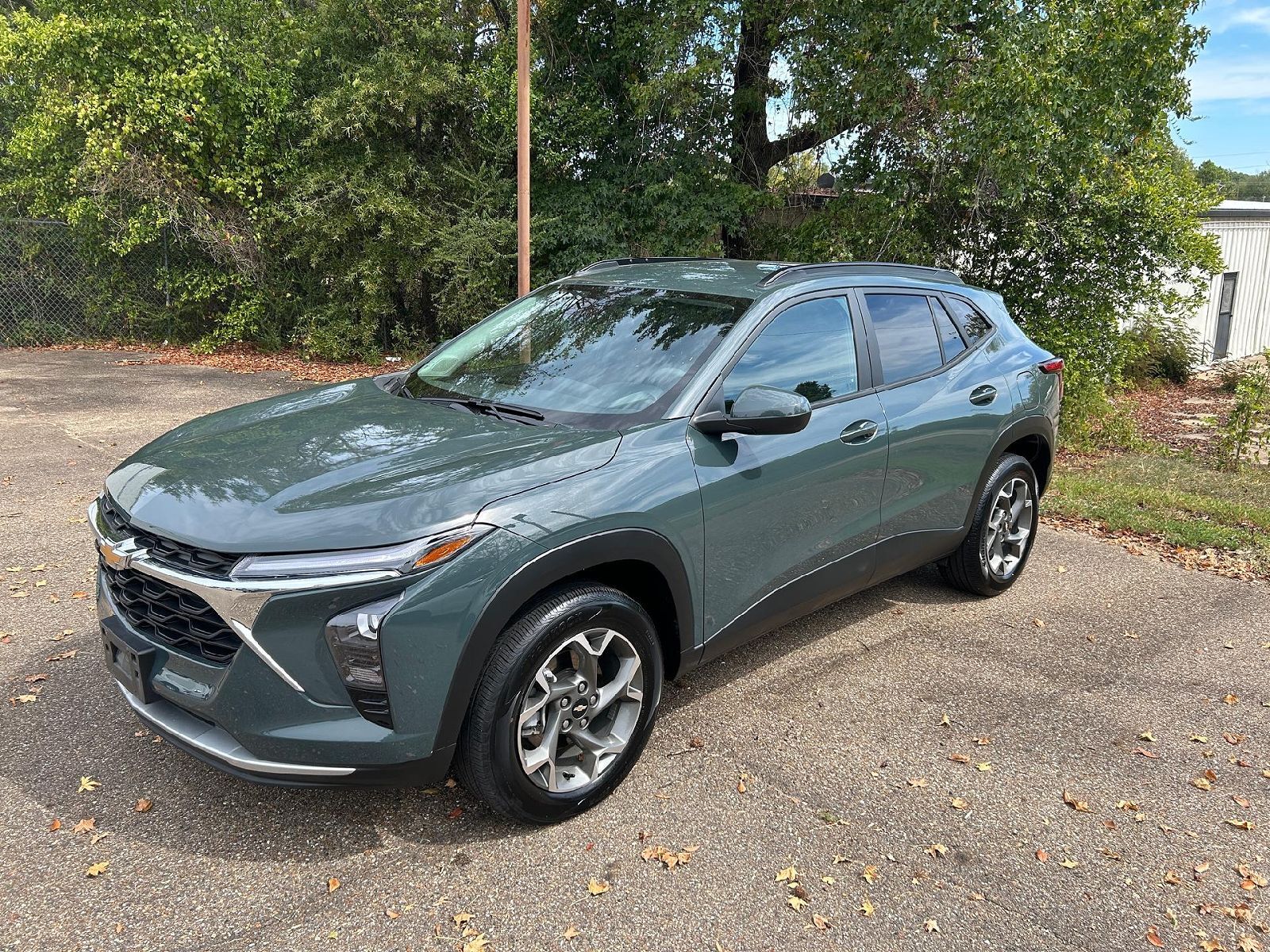 2025 CHEVROLET Trax