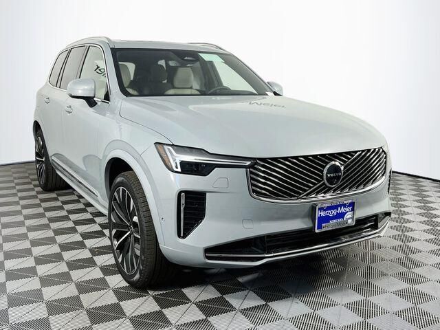2026 VOLVO XC90