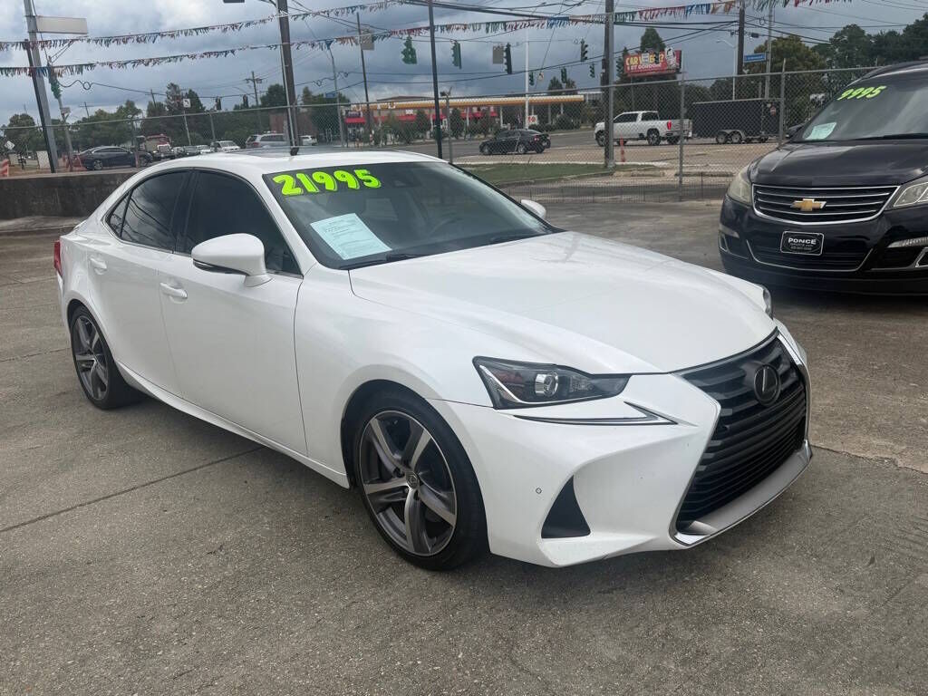 2018 LEXUS IS