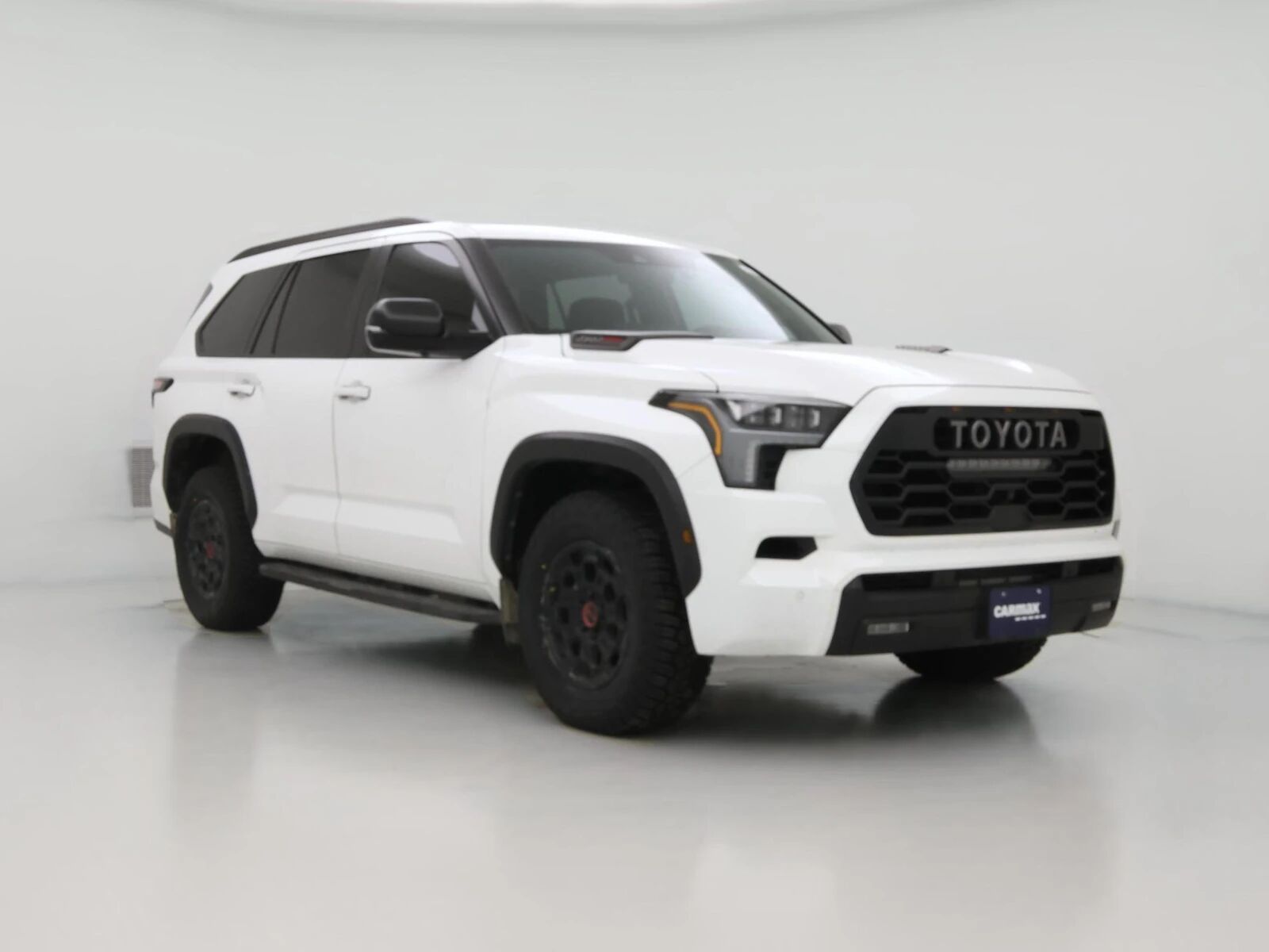 2024 TOYOTA Sequoia