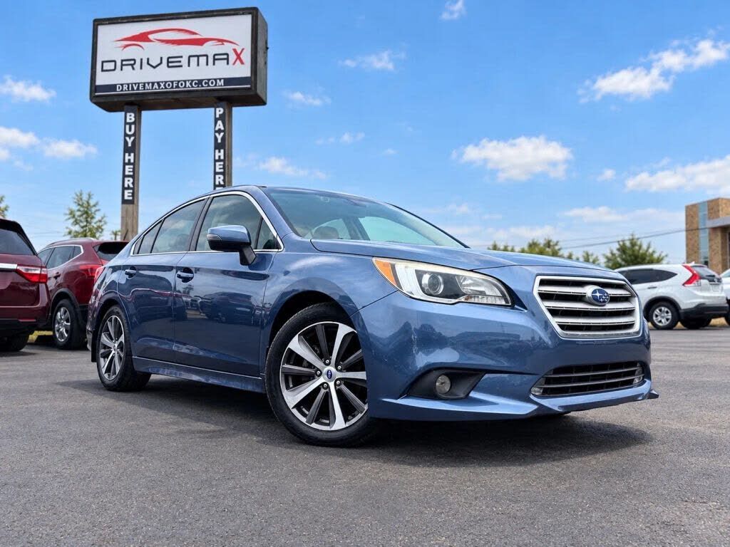 2017 SUBARU Legacy