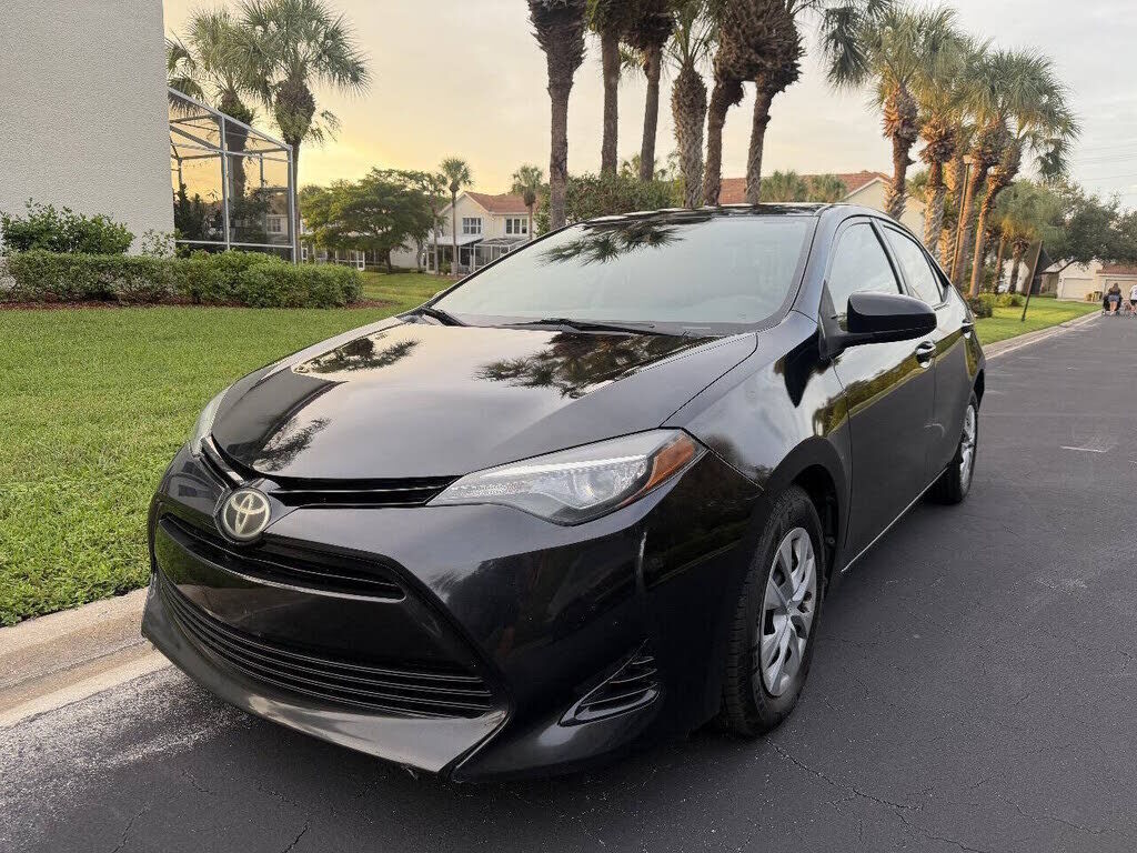 2017 TOYOTA Corolla